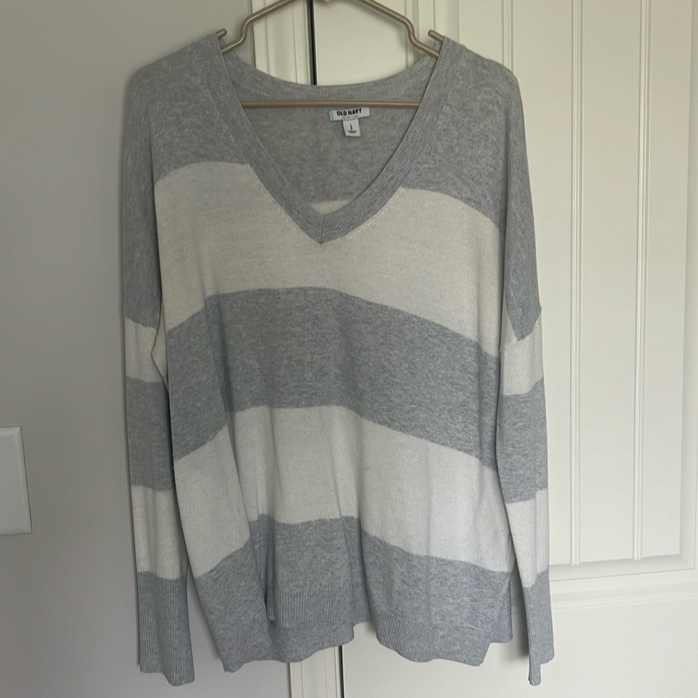 Old Navy Sweater